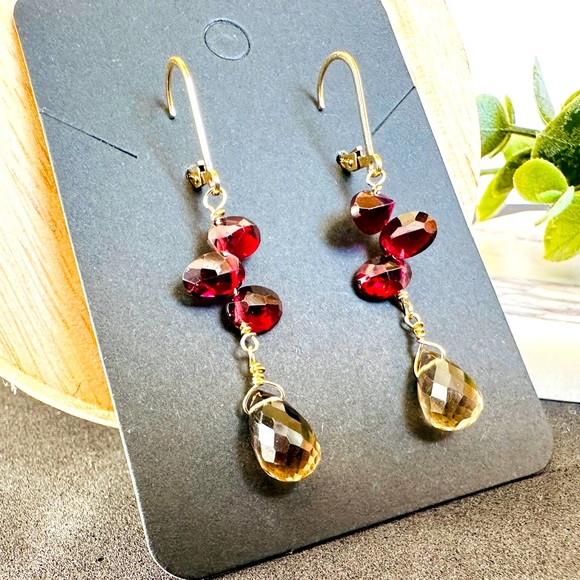 Smoky Quartz and Red Garnet Earrings 14k Gold Lever back Gemstone Crystal Dangle - Picture 1 of 6